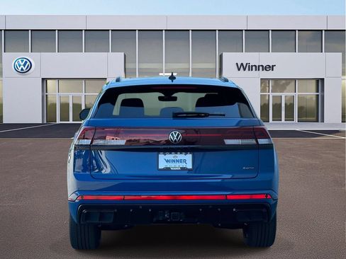 New 2026 Volkswagen Atlas Cross Sport SEL R-Line AWD/4WD image 4