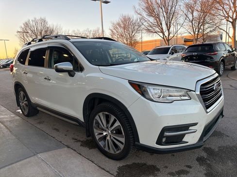 Used 2020 Subaru Ascent Touring w/ Popular Package #3 image 9