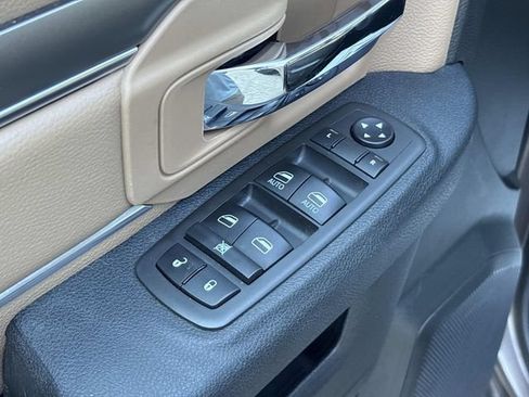 Used 2021 RAM 1500 Classic SLT AWD/4WD image 25