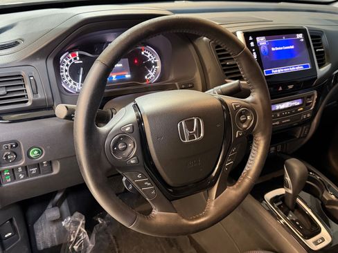 Used 2019 Honda Ridgeline Black Edition image 4