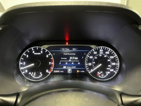 Used 2024 Nissan Sentra SV w/ Trunk Package FWD image 24