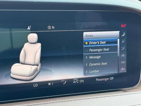 Used 2018 Mercedes-Benz S 560 Sedan image 21