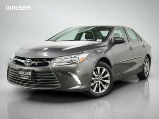 Used 2016 Toyota Camry XLE w/ Moonroof Package FWD video 1