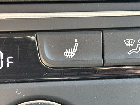 Used 2021 Volkswagen Atlas SE w/ Panoramic Sunroof Package AWD/4WD image 29