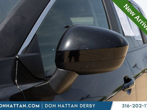 Used 2023 Nissan Rogue SV AWD/4WD image 25