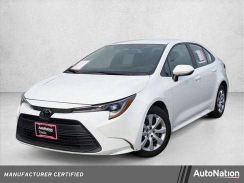 Used 2024 Toyota Corolla LE image 1