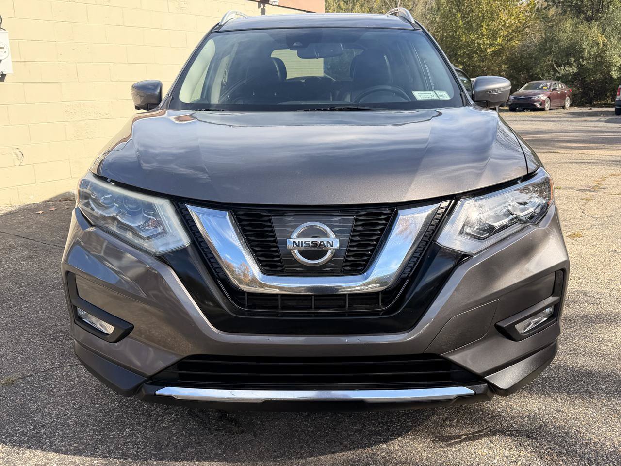 Used 2017 Nissan Rogue SL w/ SL Premium Package AWD/4WD image 10