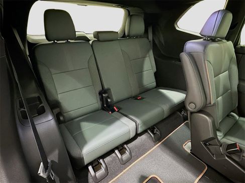 New 2026 GMC Acadia AT4 image 28