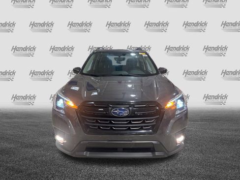 Used 2023 Subaru Forester Premium AWD/4WD image 37