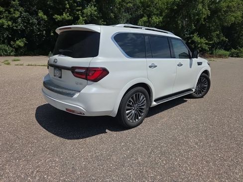 Used 2022 INFINITI QX80 Premium Select w/ All-Season Package AWD/4WD image 14