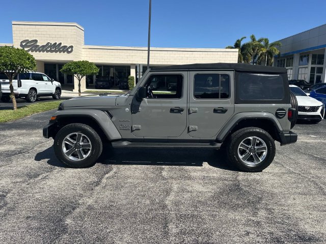 Used 2022 Jeep Wrangler Unlimited Sahara AWD/4WD image 6
