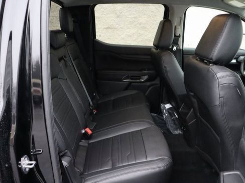 New 2025 Ford Ranger Lariat w/ Black Appearance Package image 31