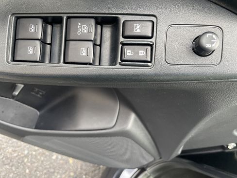 Used 2016 Subaru Forester 2.5i Premium image 46