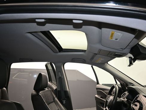 Certified 2019 Honda Pilot EX-L image 30