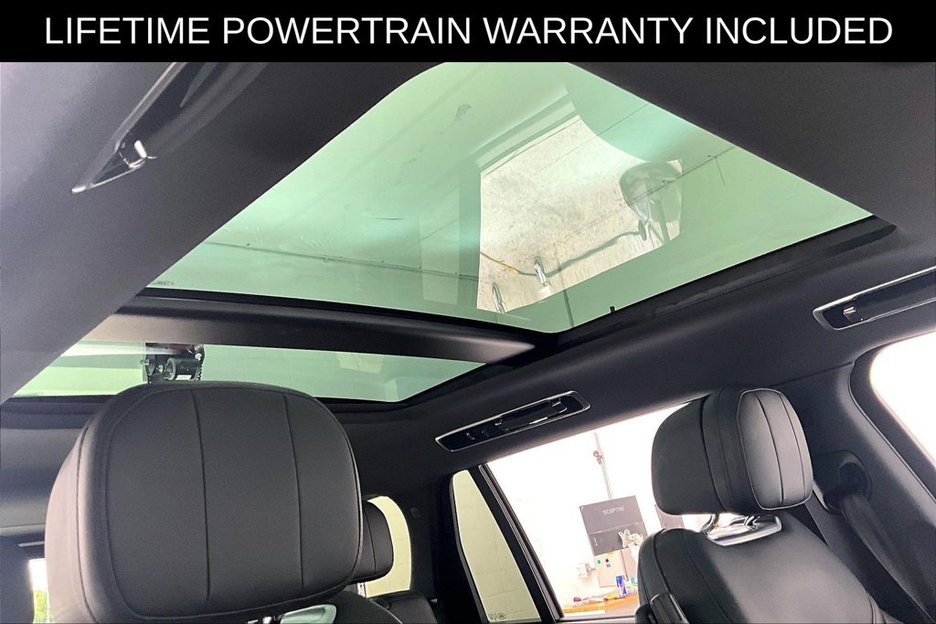Used 2024 Land Rover Range Rover Long Wheelbase SE AWD/4WD image 21