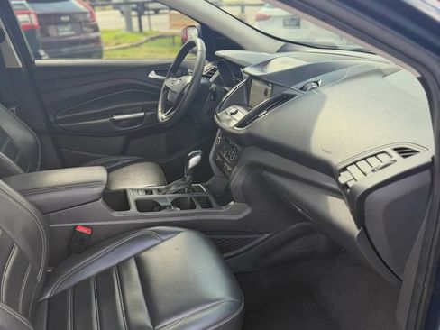Used 2019 Ford Escape SEL AWD/4WD image 14