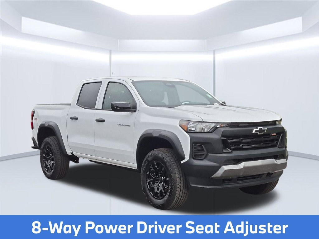 Used 2026 Chevrolet Colorado Trail Boss AWD/4WD image 9