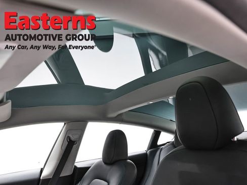 Used 2023 Tesla Model 3 Standard Range image 28