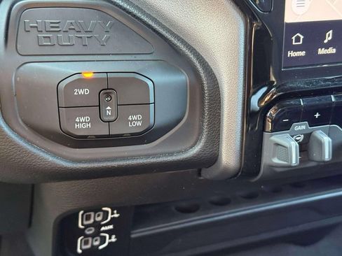 Used 2025 RAM 2500 Big Horn AWD/4WD image 21