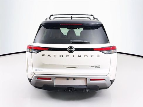 Used 2023 Nissan Pathfinder Platinum AWD/4WD image 10