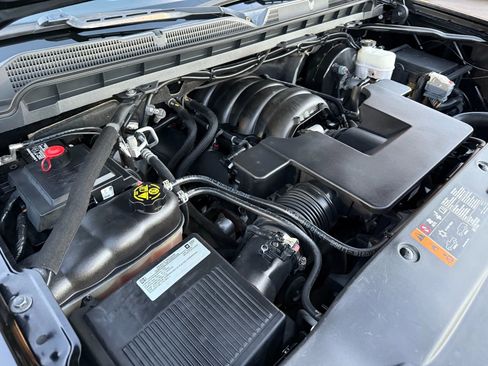 Used 2019 Chevrolet Silverado 1500 LT image 35