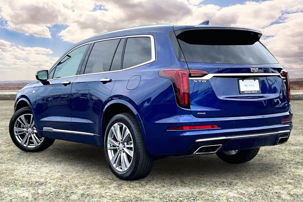 Used 2023 Cadillac XT6 Premium Luxury AWD/4WD image 4