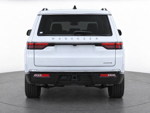 Used 2024 Jeep Wagoneer Series II w/ Flexible Seating Group RWD image 3