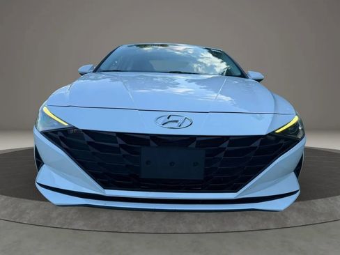 Used 2021 Hyundai Elantra SEL FWD image 8