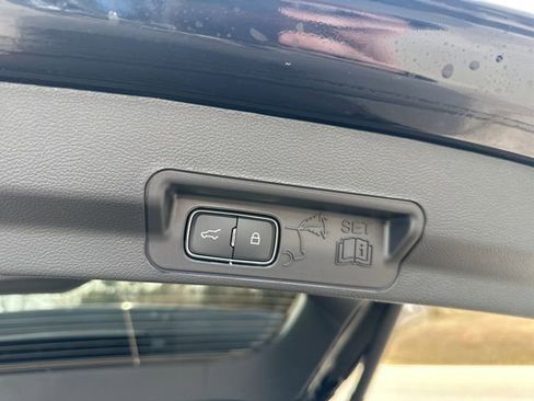 New 2026 Ford Explorer ST-Line w/ ST-Line Street Pack image 16