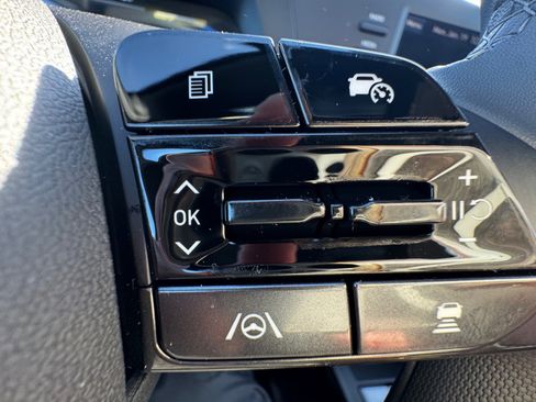 New 2026 Hyundai Elantra SEL Sport Premium image 17