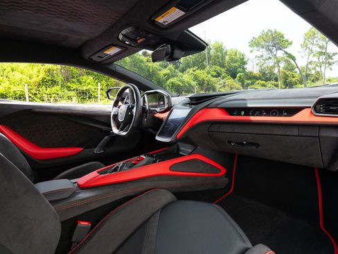 Used 2024 Lamborghini Revuelto AWD/4WD image 80