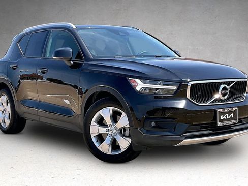 Used 2021 Volvo XC40 T5 Momentum w/ Climate Package AWD/4WD image 20