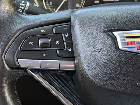 Used 2024 Cadillac XT6 Premium Luxury image 19