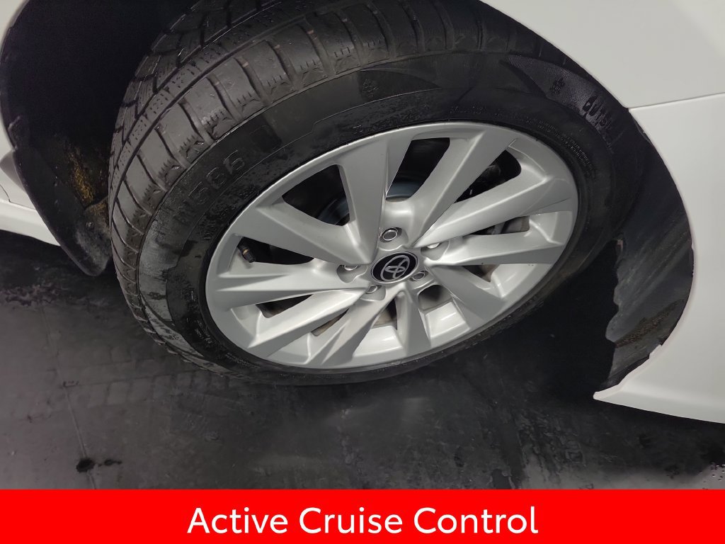 Used 2024 Toyota Camry SE FWD image 10