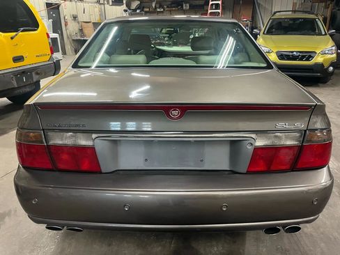 Used 2003 Cadillac Seville SLS w/ Preferred Equipment Group image 17