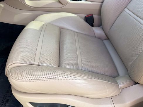 Used 2020 Porsche Cayenne image 29