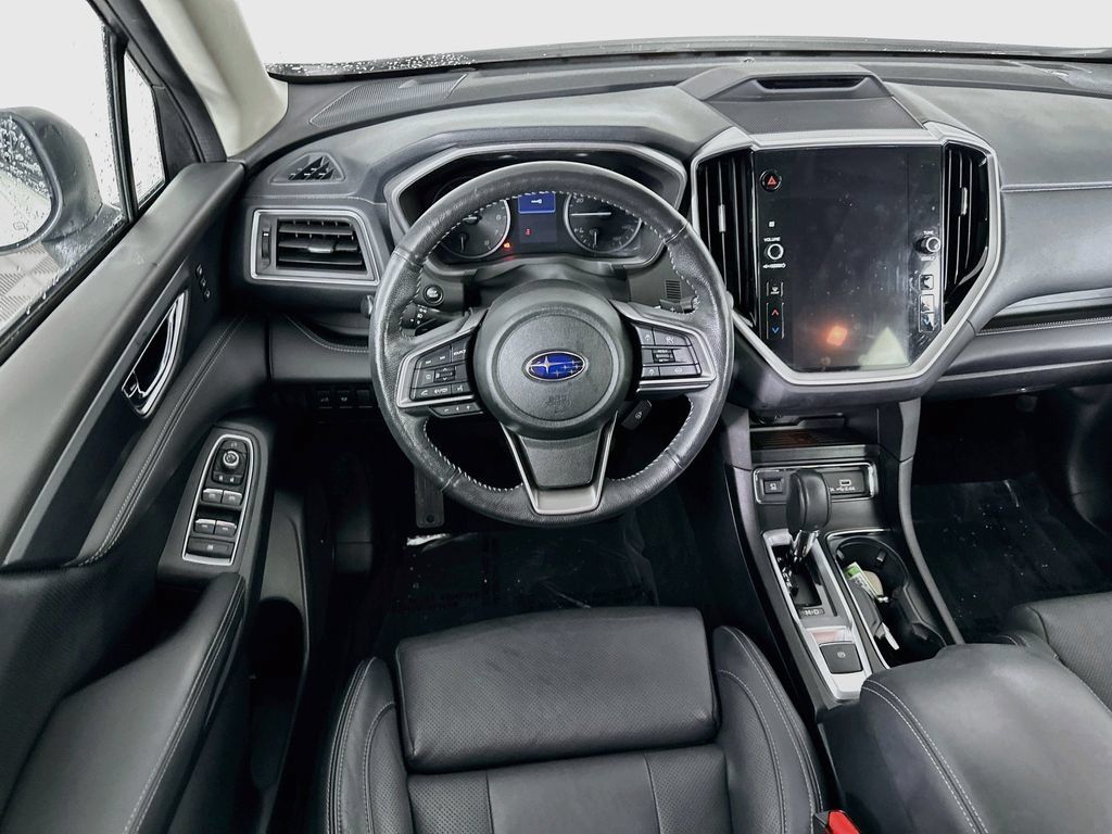 Used 2023 Subaru Ascent Limited w/ Technology Package AWD/4WD image 30