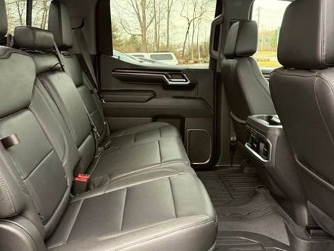 Used 2022 GMC Sierra 1500 SLT w/ SLT Premium Plus Package image 21