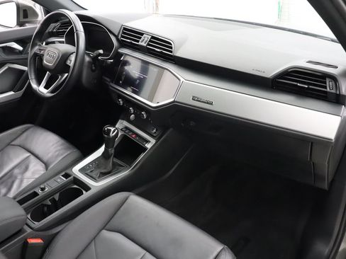 Used 2020 Audi Q3 2.0T Premium AWD/4WD image 31