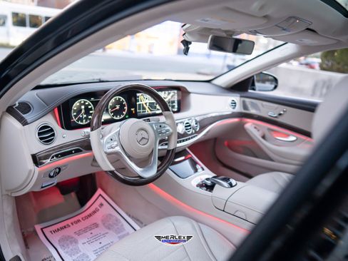 Used 2019 Mercedes-Benz S 560 4MATIC Sedan image 13