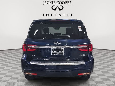 Certified 2024 INFINITI QX80 Luxe image 6