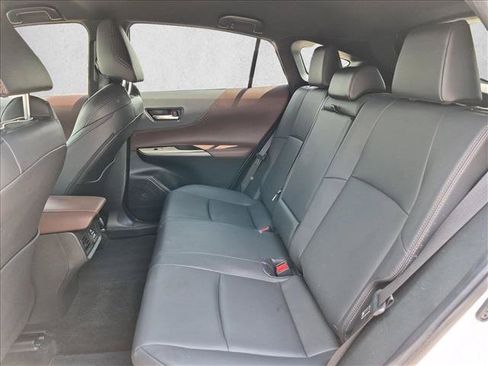 Used 2024 Toyota Venza XLE AWD/4WD image 19