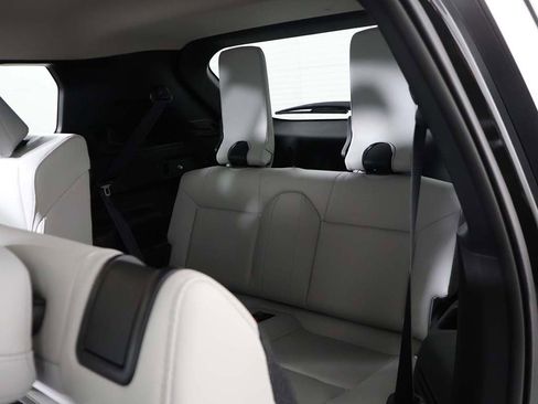 New 2025 Mitsubishi Outlander SEL image 38