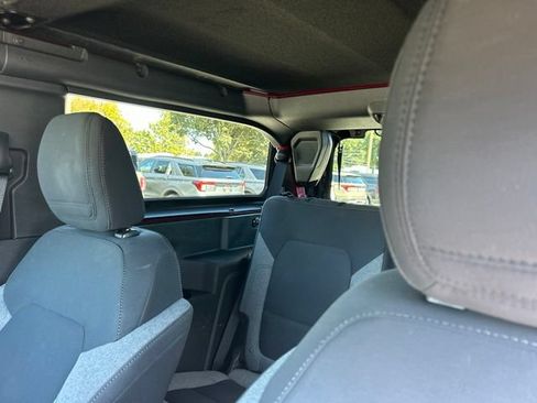 Used 2025 Ford Bronco 2-Door w/ Sasquatch Package AWD/4WD image 13