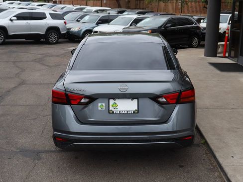 Used 2023 Nissan Altima 2.5 S image 10