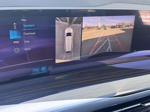 New 2026 Cadillac Escalade ESV Luxury w/ LPO, Radiant Package image 29