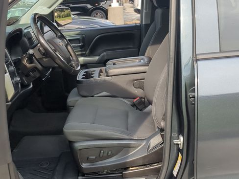 Used 2018 Chevrolet Silverado 1500 LT w/ LT Eassist Package AWD/4WD image 11