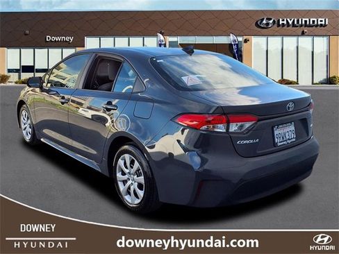 Used 2025 Toyota Corolla LE image 4