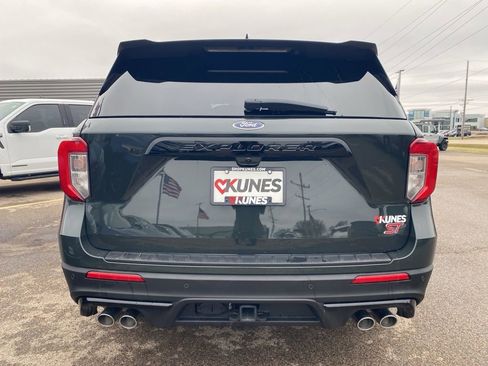 Certified 2023 Ford Explorer ST w/ Technology Package image 7