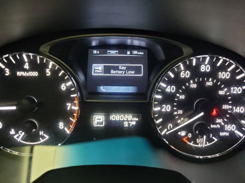 Used 2015 Nissan Pathfinder SL w/ SL Premium Package FWD image 23